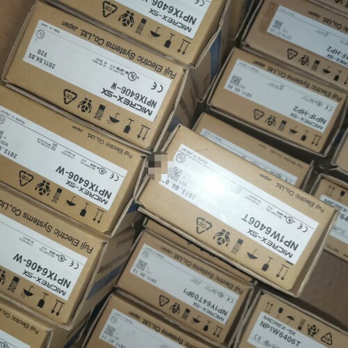 全系富士PLC模块NP1L-RS4 NP1L-RS1 NP1议价
