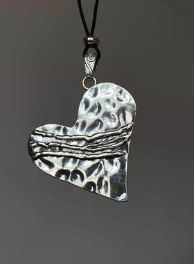 肌理感爱心项链女复古时尚高级感