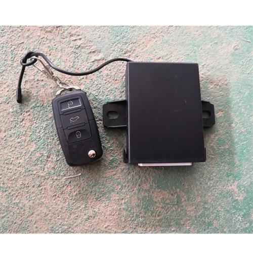 适配雷军瑞易L3V8江铃E100电动汽车遥控器钥匙中控盒控制盒中控盒