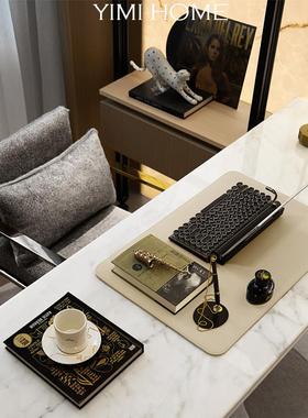 现代轻奢书房客厅样板间高级书桌饰品写字垫钢笔套装桌面组合摆件