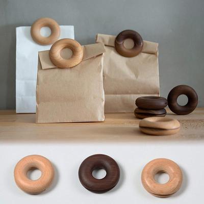 Beech Donuts Black Walnuts Wooden Sealing Cips Creative Soli