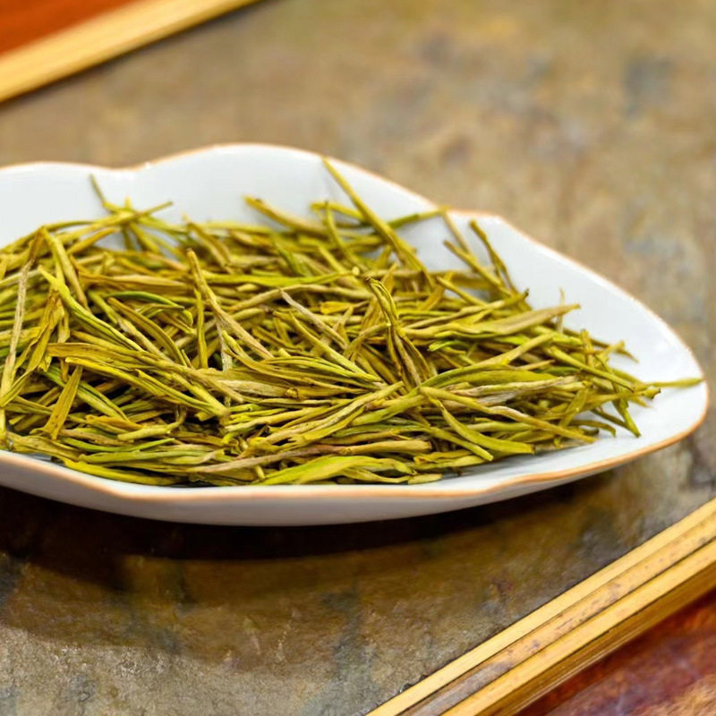 新茶明前高香黄金芽茶叶安吉浙江豆香白茶高山绿茶礼盒罐装250克