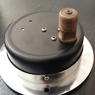 厂销轴向带边压力表Y100ZT 水压气压可按要求订做非标螺纹