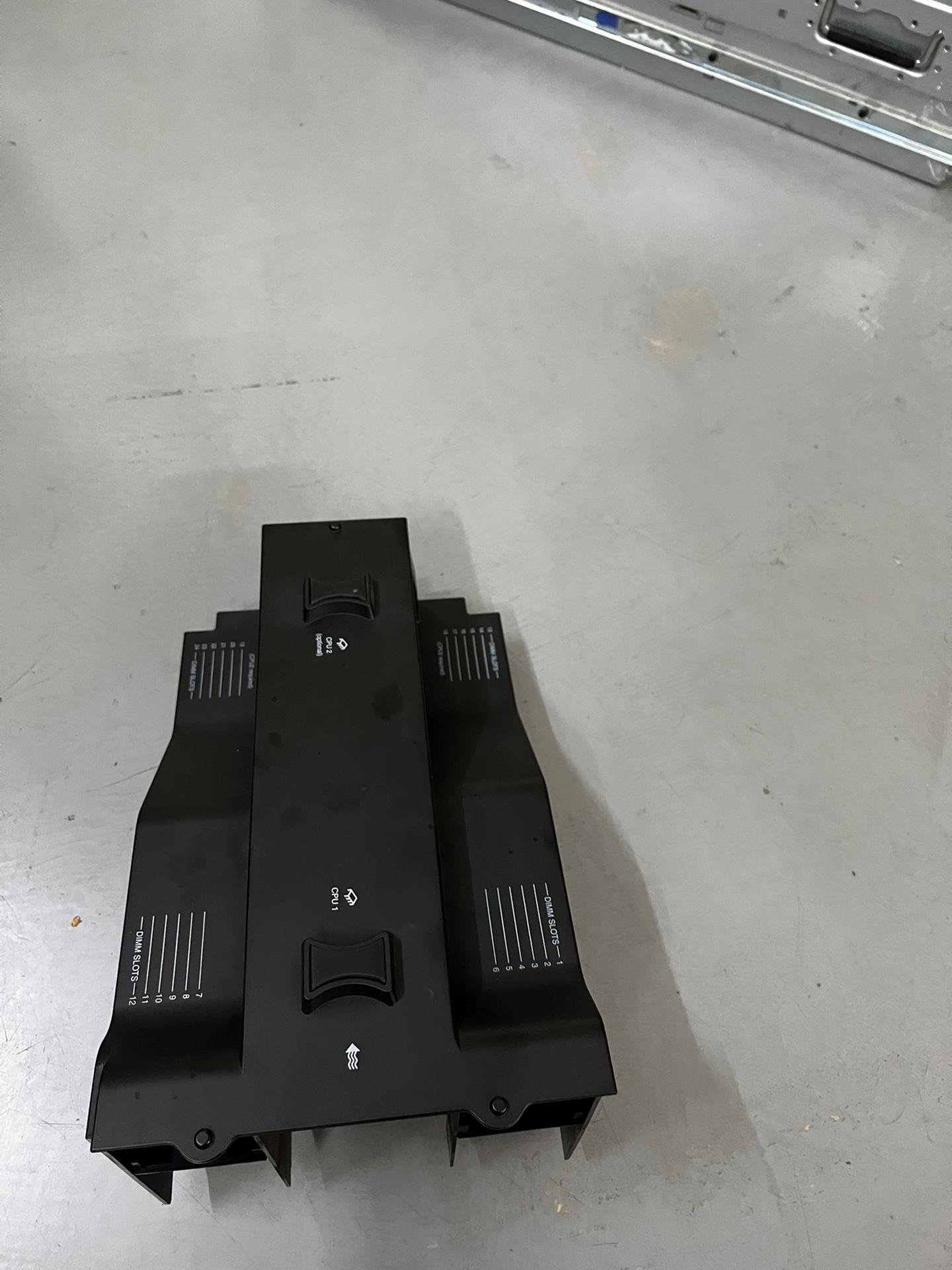 议价！IBM X3500M4导风罩 94Y7741