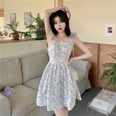 夏季碎花吊带裙防晒开衫两件套