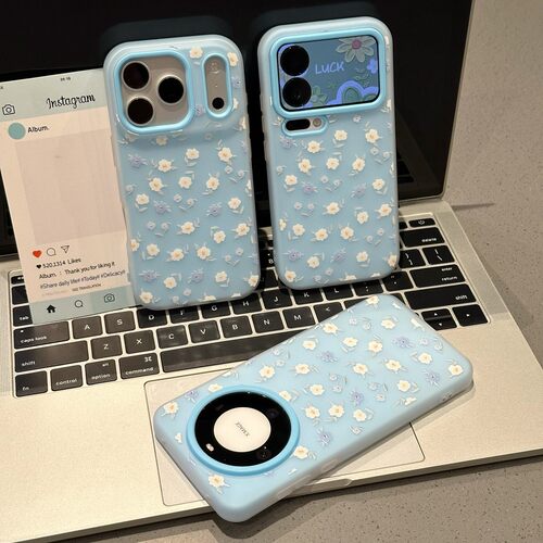 蓝白小花适用苹果17手机壳