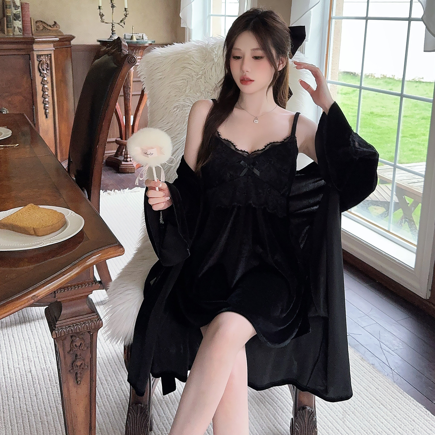金丝绒睡衣女秋冬季吊带睡裙带胸垫睡袍性感纯欲风蕾丝家居服套装