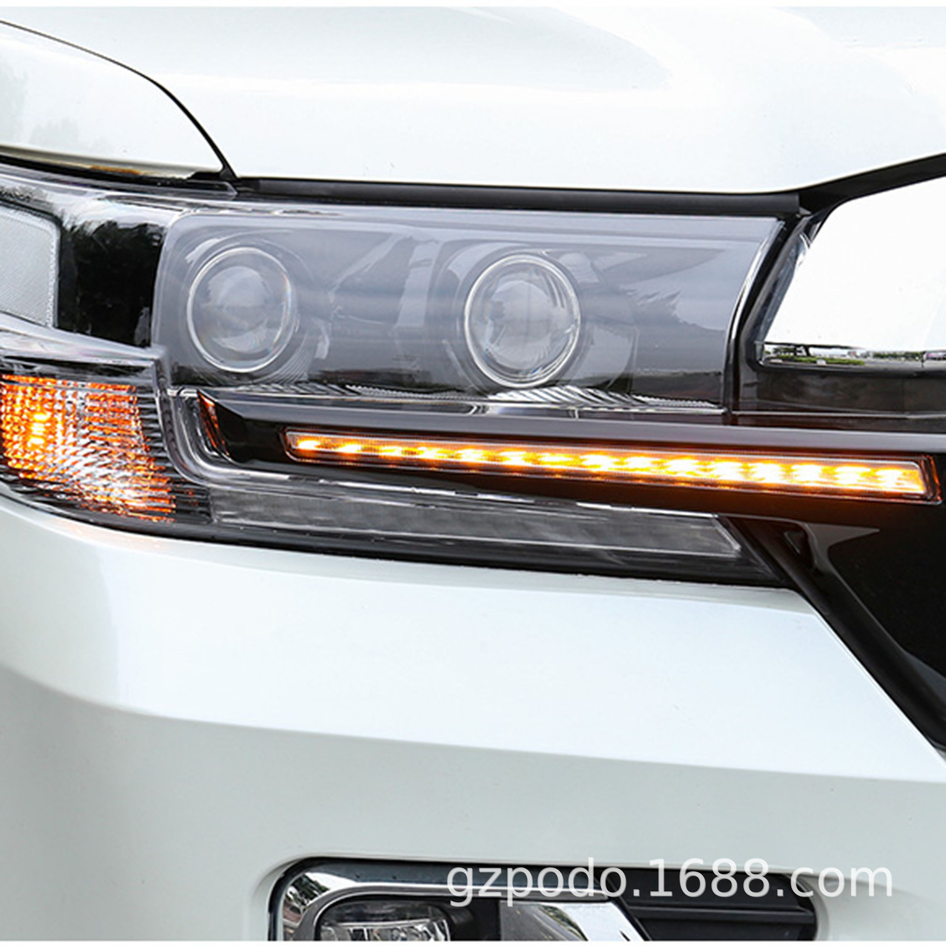 适用丰田兰德酷路泽16-20 LC200大灯饰条LED流光转向灯中网流水灯