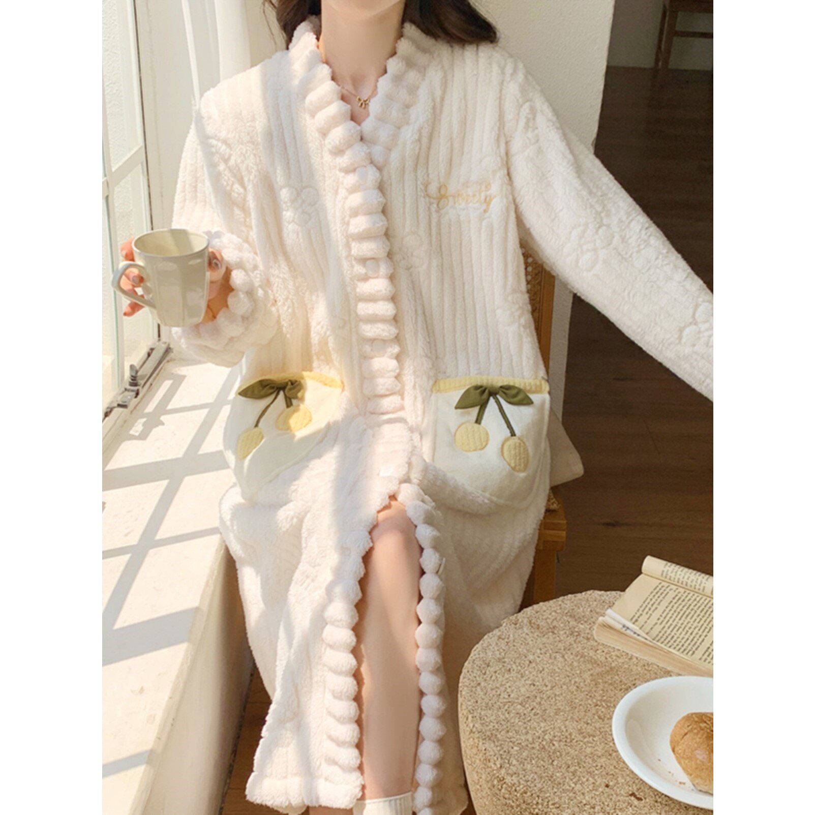 加厚珊瑚绒睡袍睡裙女秋冬季