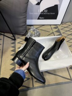 tabi分趾鞋猪蹄女鞋时尚矮靴全真皮马蹄鞋小众女平底ma吉拉分趾靴