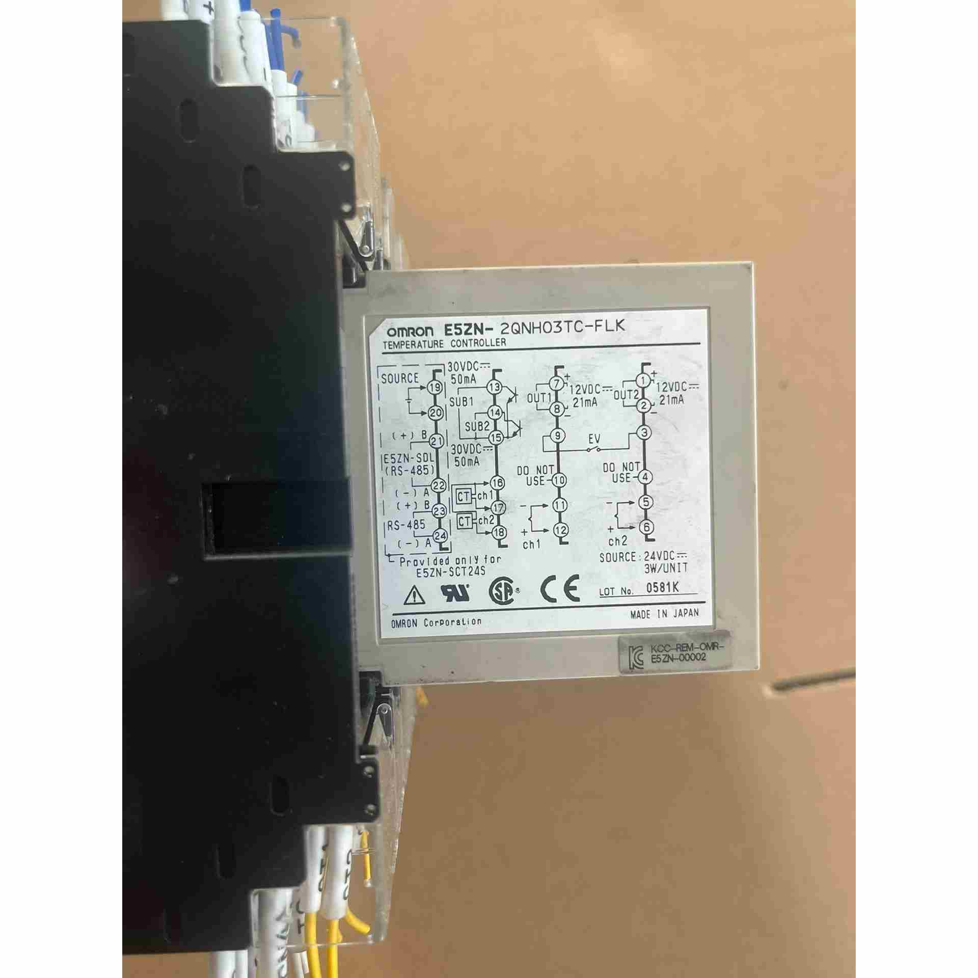 9新以上 欧姆龙温度控制器:E5ZN-2QNH03TC-FL,不是实价