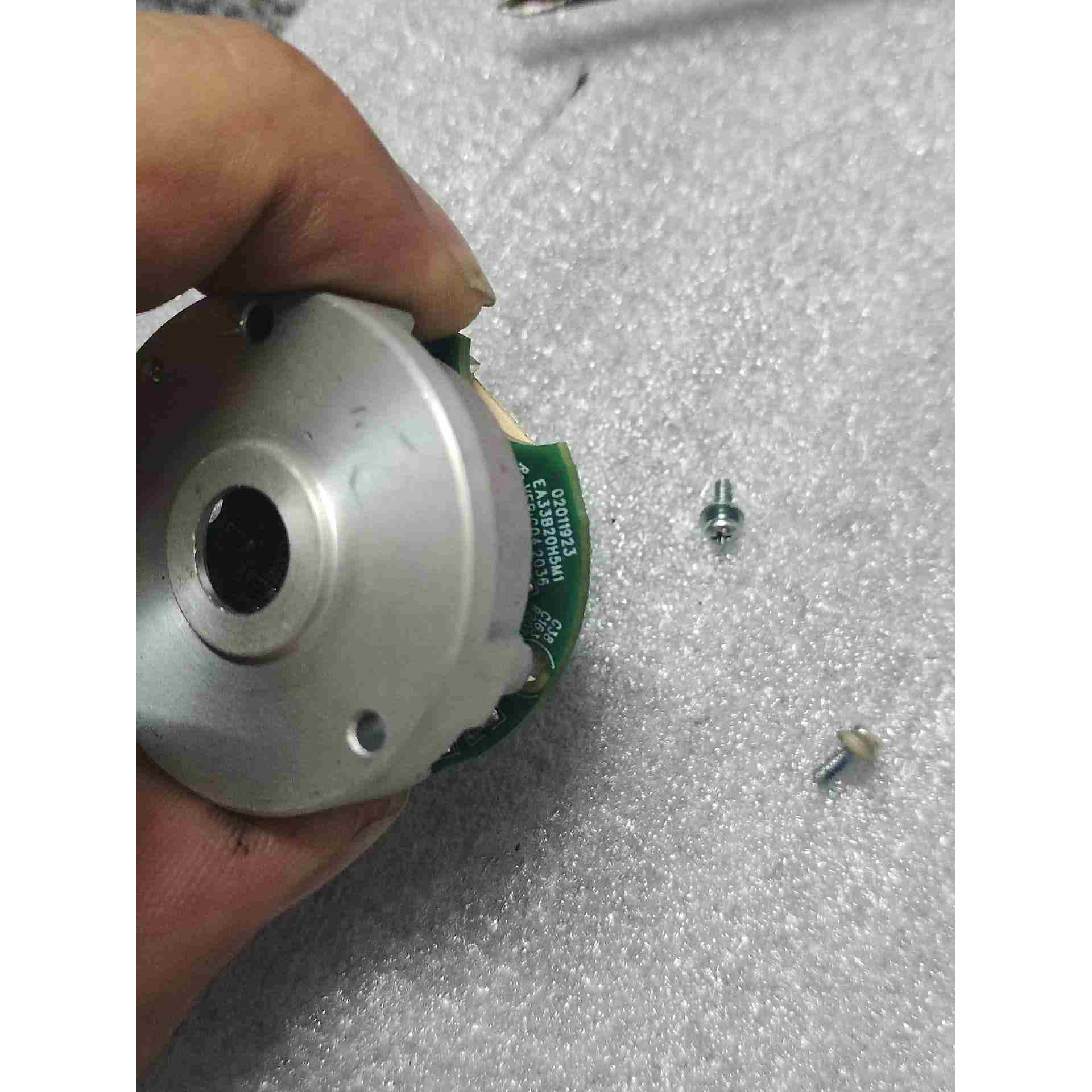 汇川编码器EA33B20H5M1,内径8.5mm,码盘拆坏,不是实价