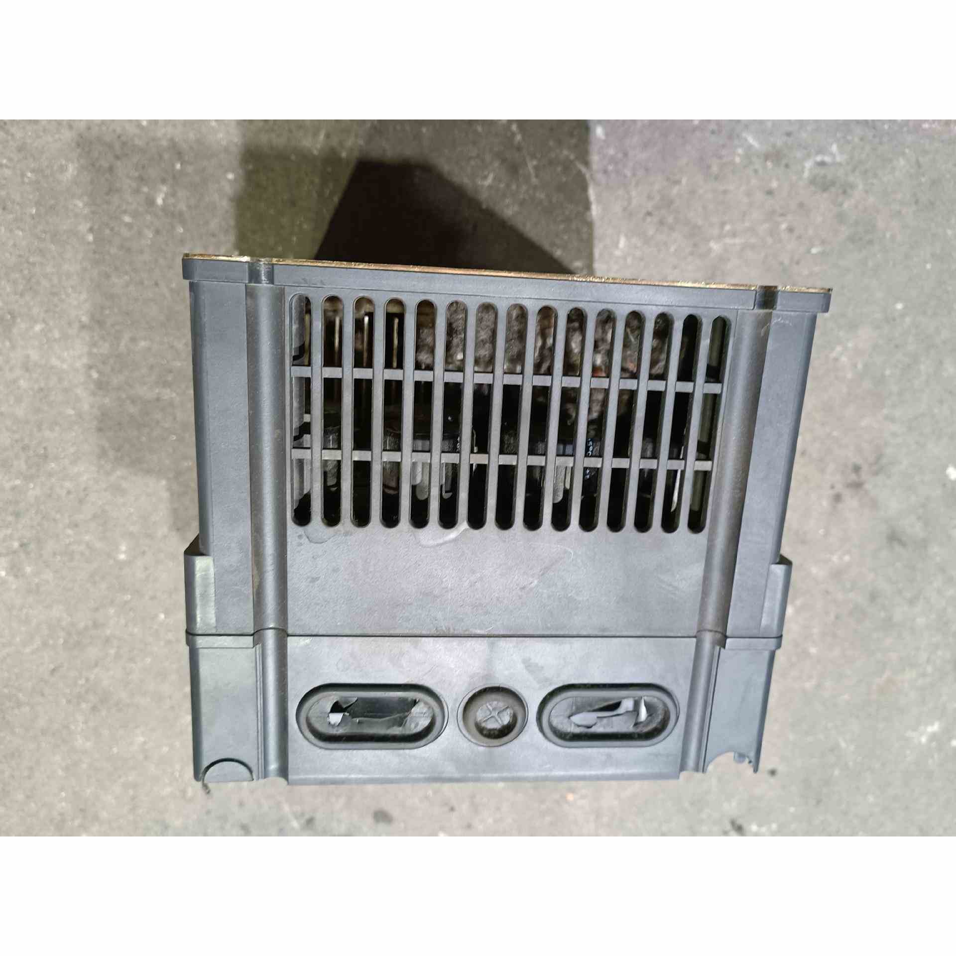 原装拆机海浦蒙特变频器，HD30-4T7P5G/011P-F，不是实价