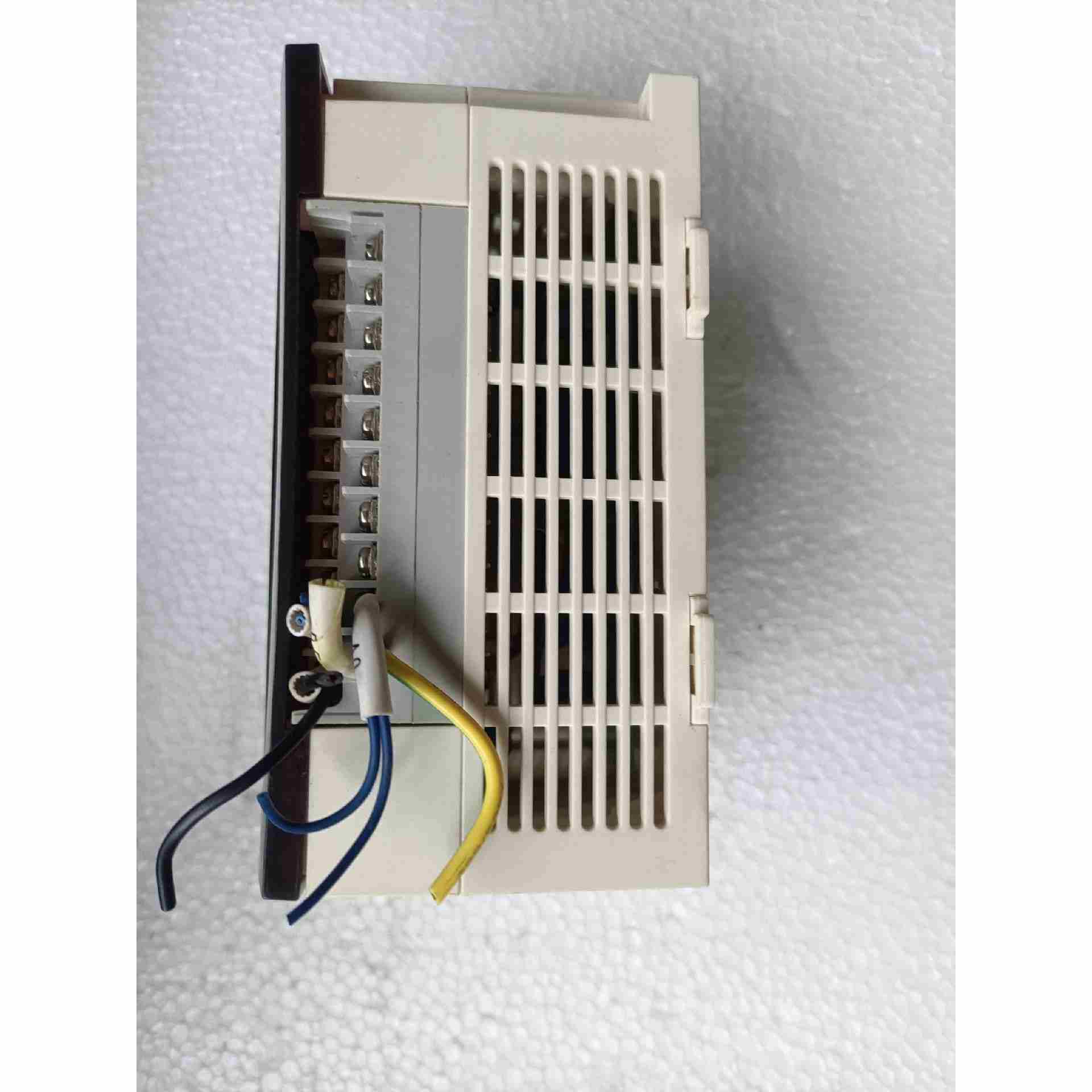 EM32DX-C2拆机雷赛控制器，不是实价
