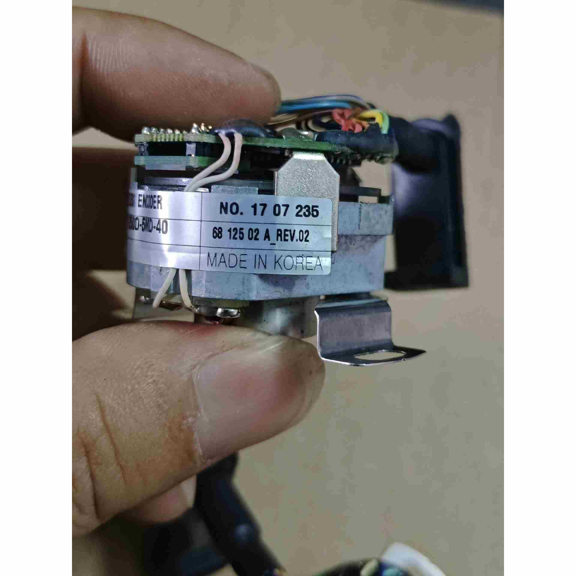 SBY-2500-5MD-40编码器，内孔径6mm孔，成色，不是实价