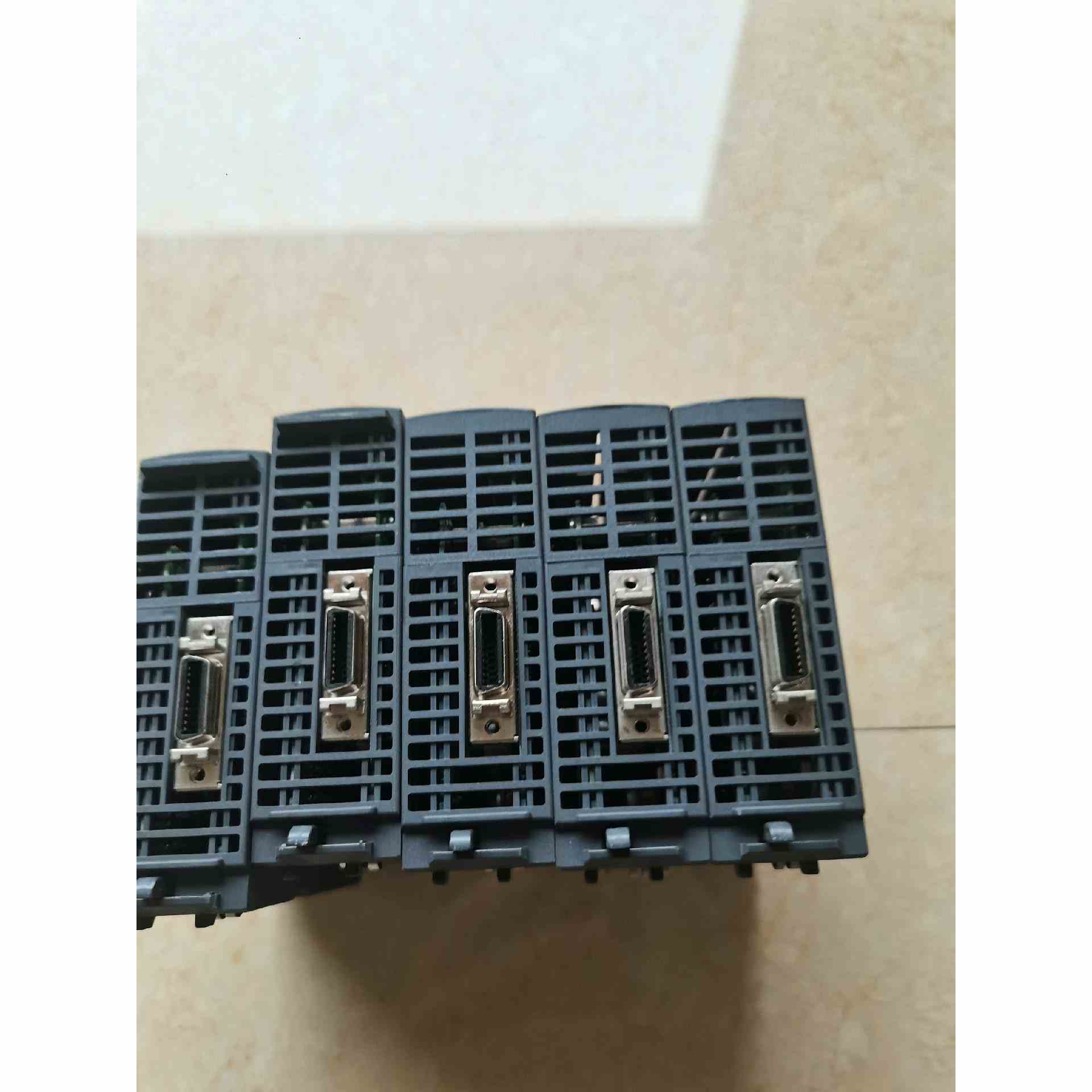 三菱 QD75M2 定位模块，不是实价
