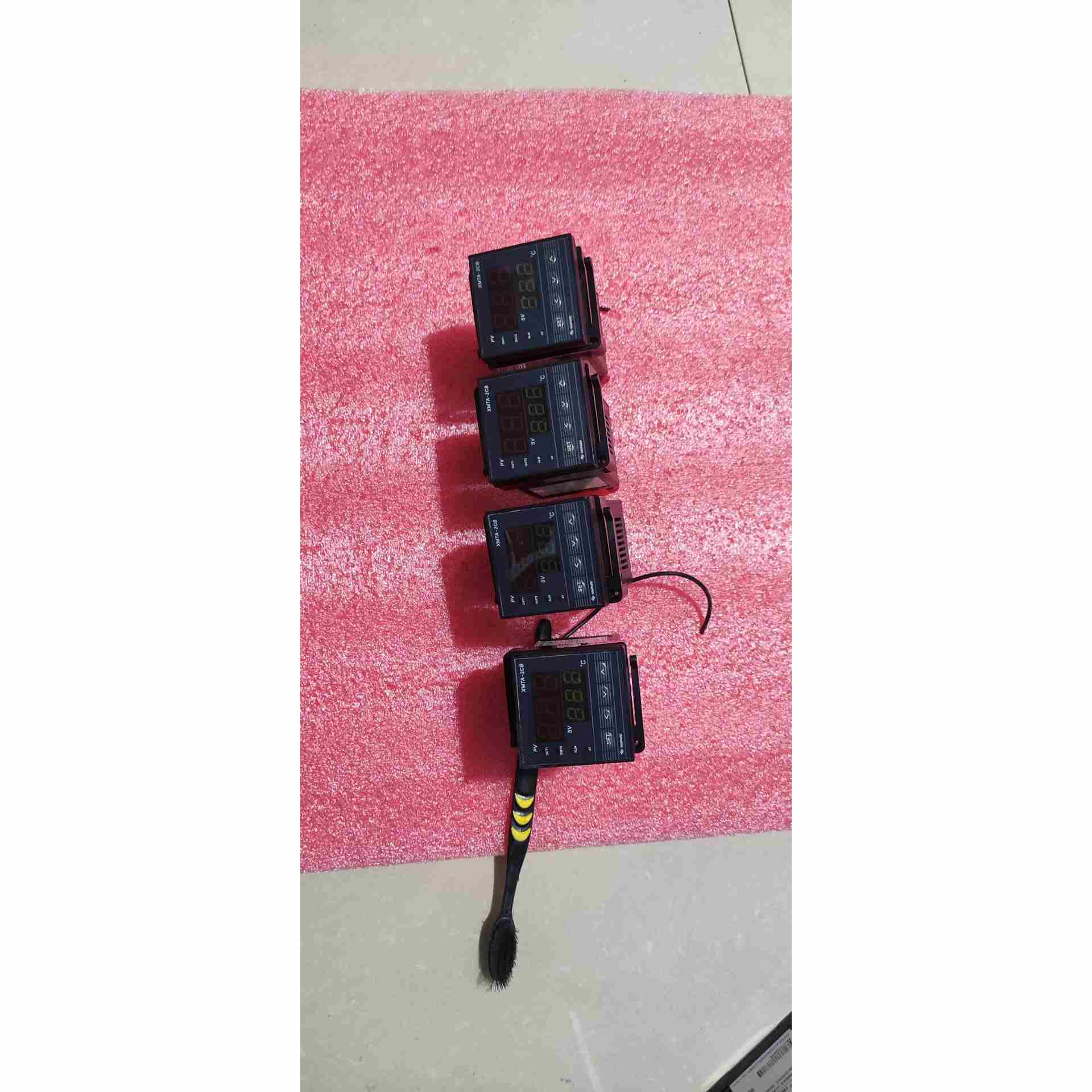 拆机XMTS-2CB 温控表 功能包好,不是实价