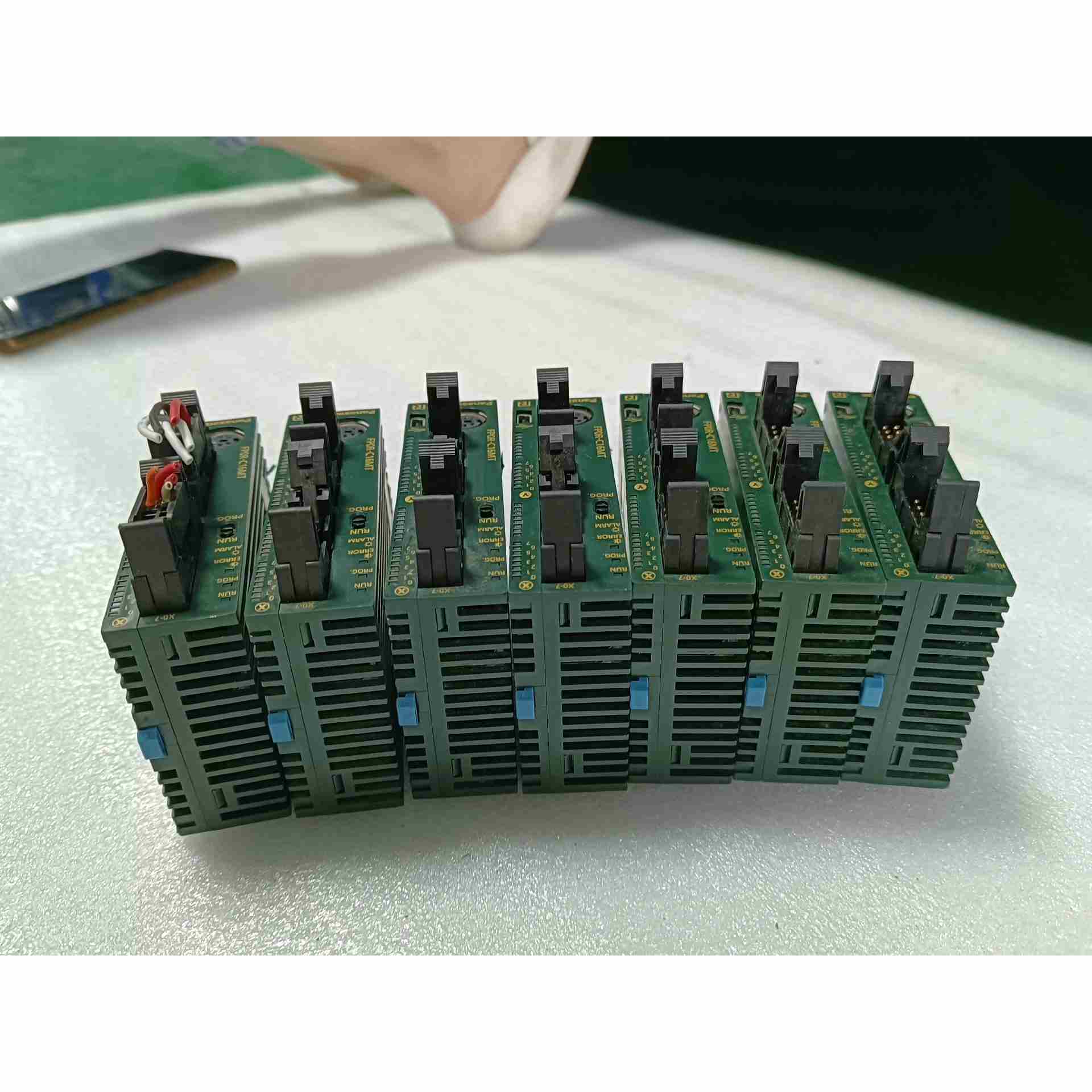 PLC主机 FP0R-C16MT（AFP0RC16MT），不是实价