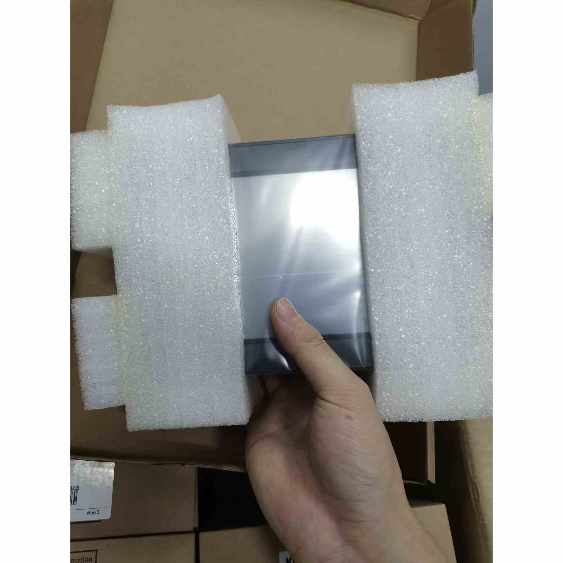 原装步科触摸屏DM070-LVDS，有量，几十台，包，不是实价