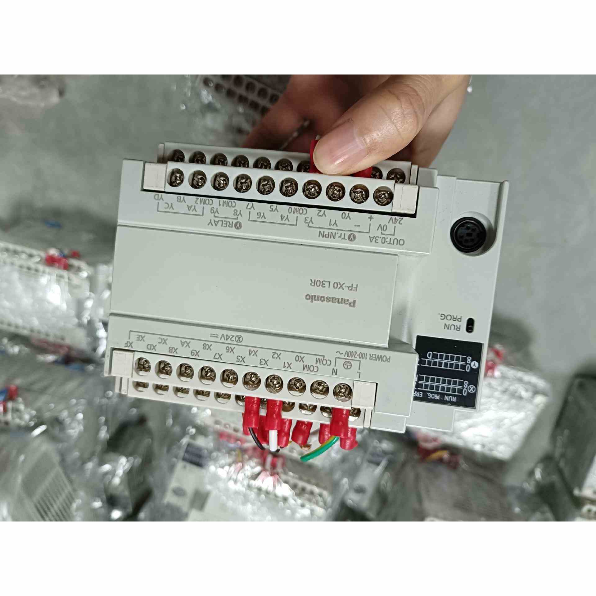 AFPXOL30R-F/AFPX0L30R-F PLC，，不是实价