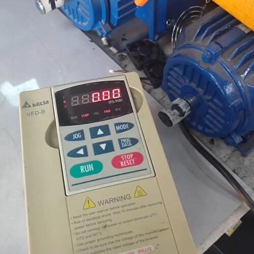 维修变频器0.75KW，VFD007B43A，，，议价