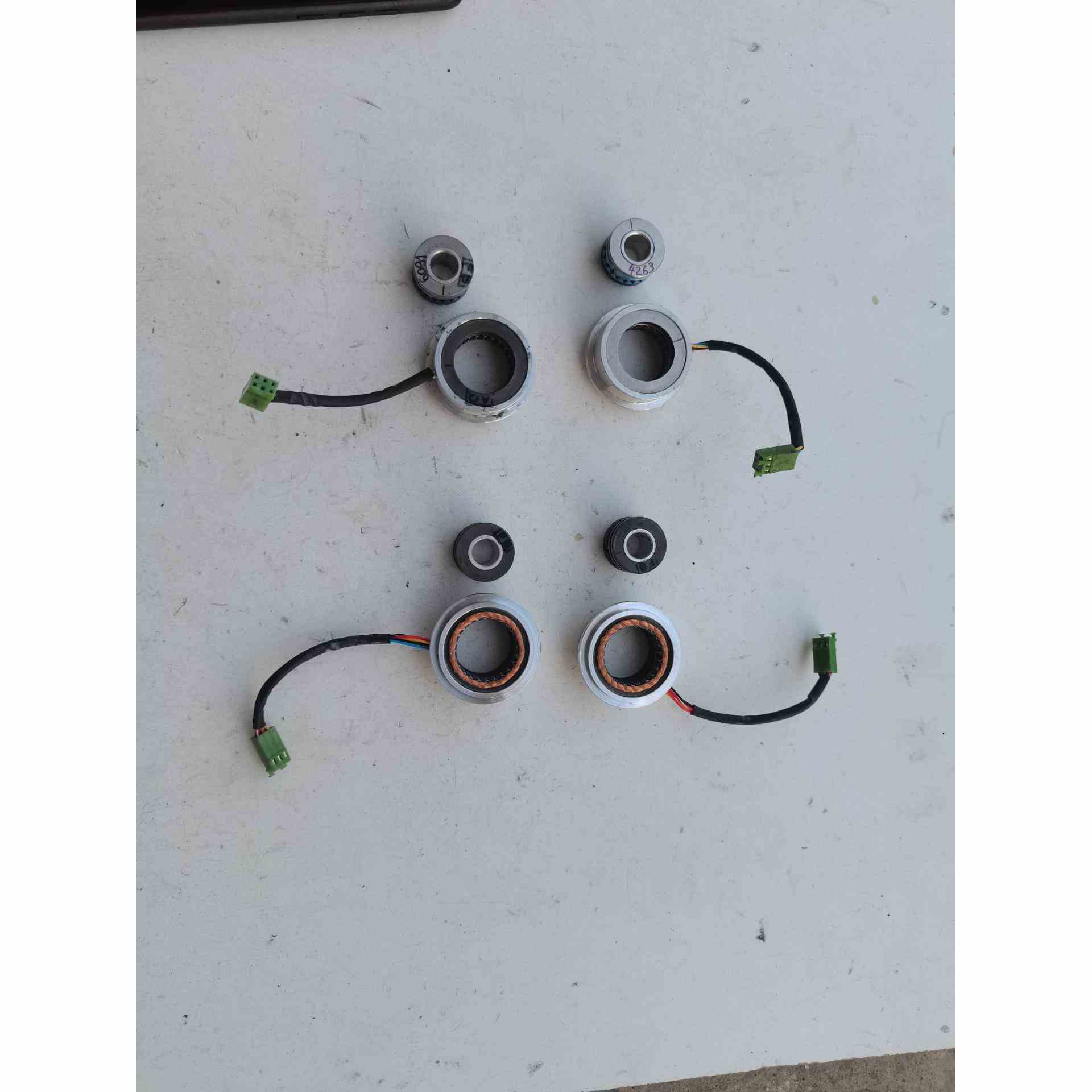 编码器 07S15RXM3/0452C15F18，不是实价