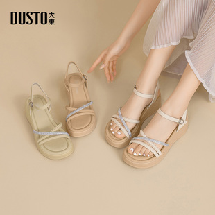 简约坡跟高跟一字扣带烫钻露趾凉鞋 大东沙滩凉鞋 新款 女鞋 2025夏季