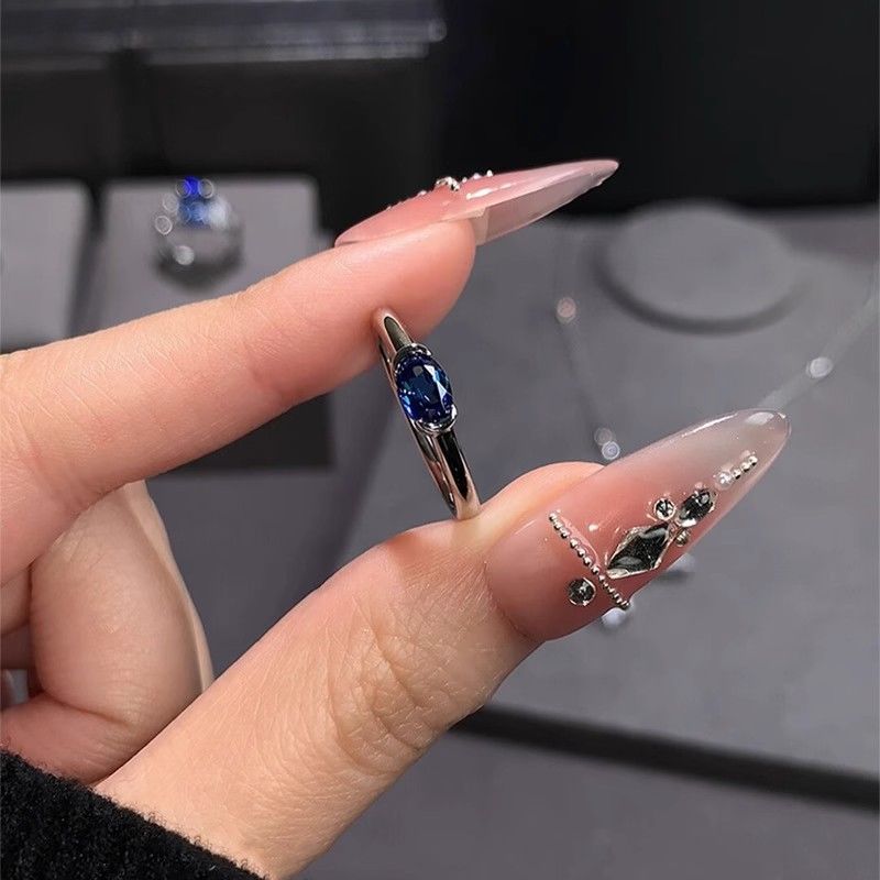 克莱因蓝托帕石素圈戒指女vingat