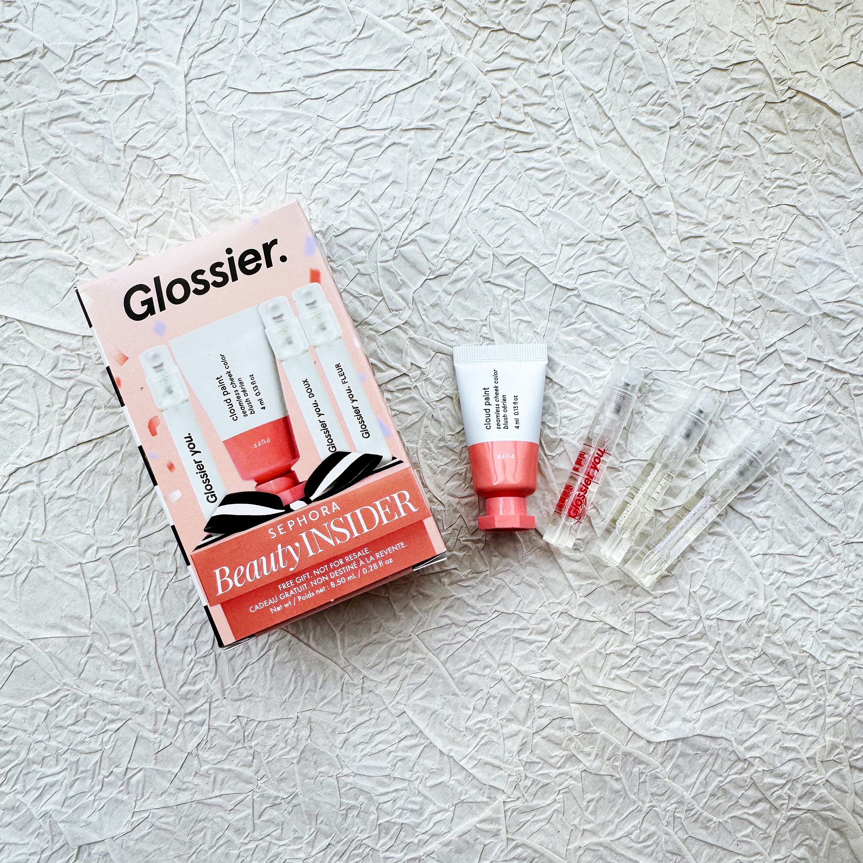丝芙兰生日礼～Glossier颜料管液体腮红Puff 4ml+试管香水1.5ml*3图片