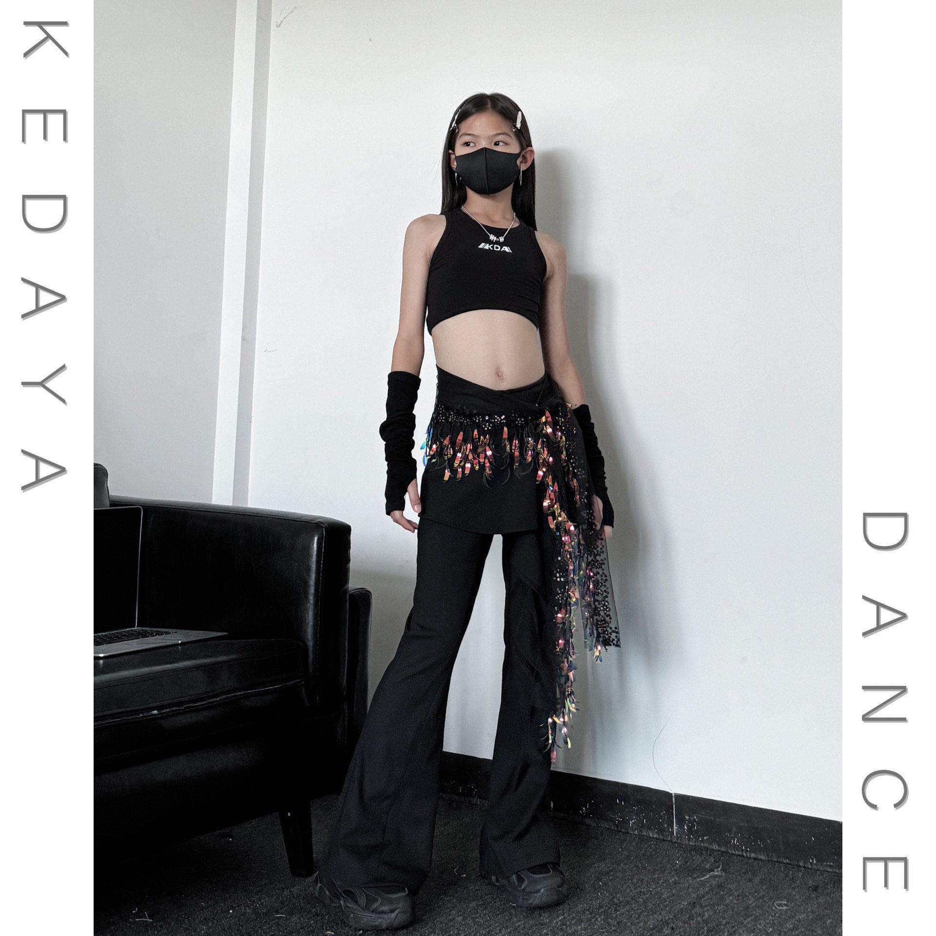 夏季甜酷女童袖套背心腰封喇叭裤套装幼儿女团爵士舞舞蹈演出服