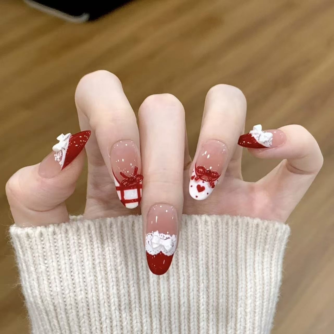 秋冬新年手工定制穿戴甲贴片赫本蕾丝蝴蝶结波点复古法式假指甲