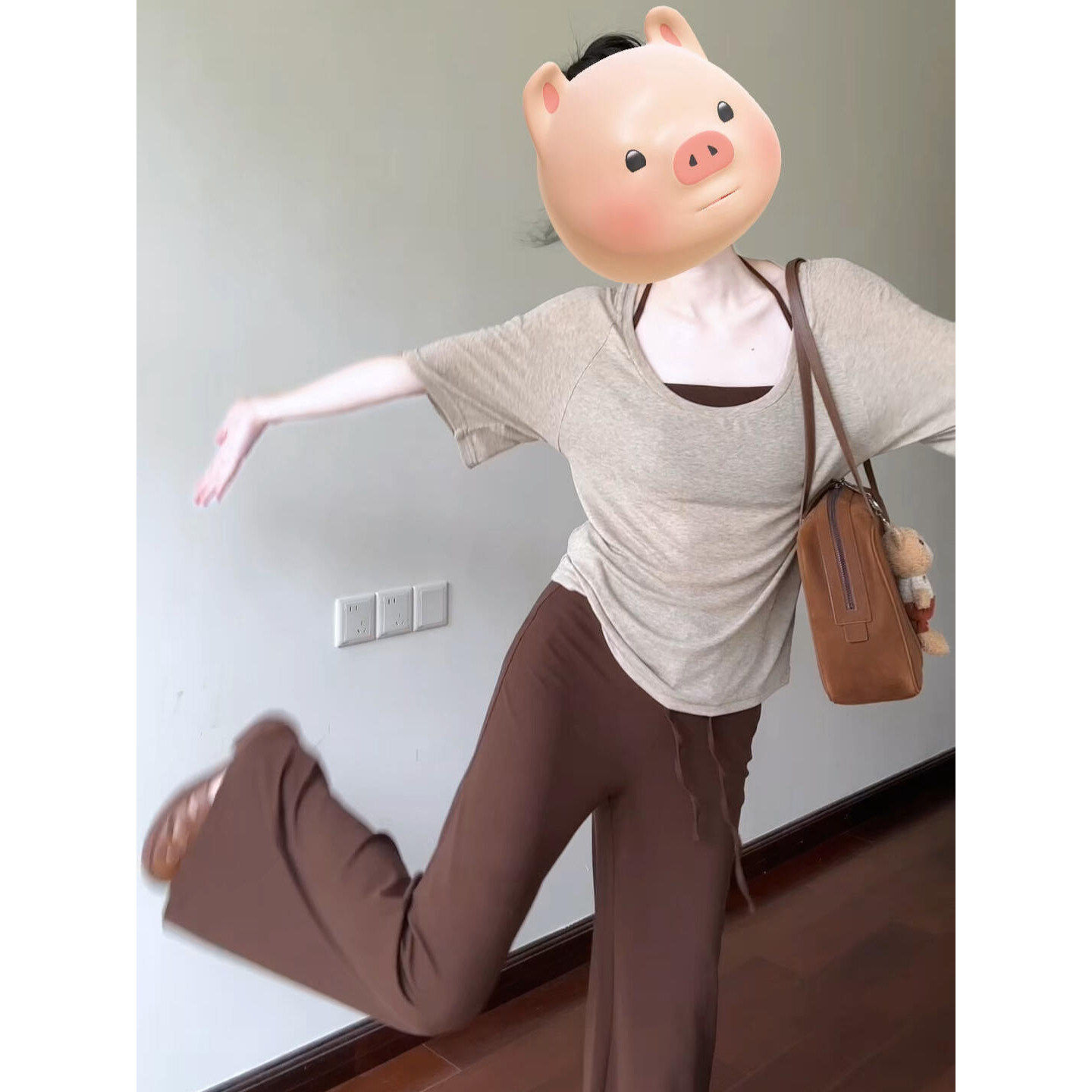 巨好看的夏装一整套大码胖mm叠穿T恤上衣休闲裤子盐系炸街套装女