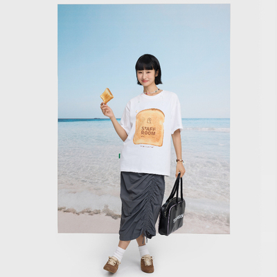 STAFFROOM“切片面包”印花T恤
