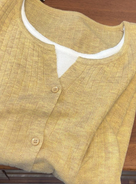 超好看日光黄针织衫女2025春秋季新款假两件显瘦打底穿搭长袖上衣