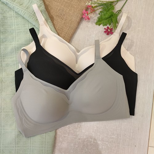 都市丽人无钢圈中厚斜拉文胸