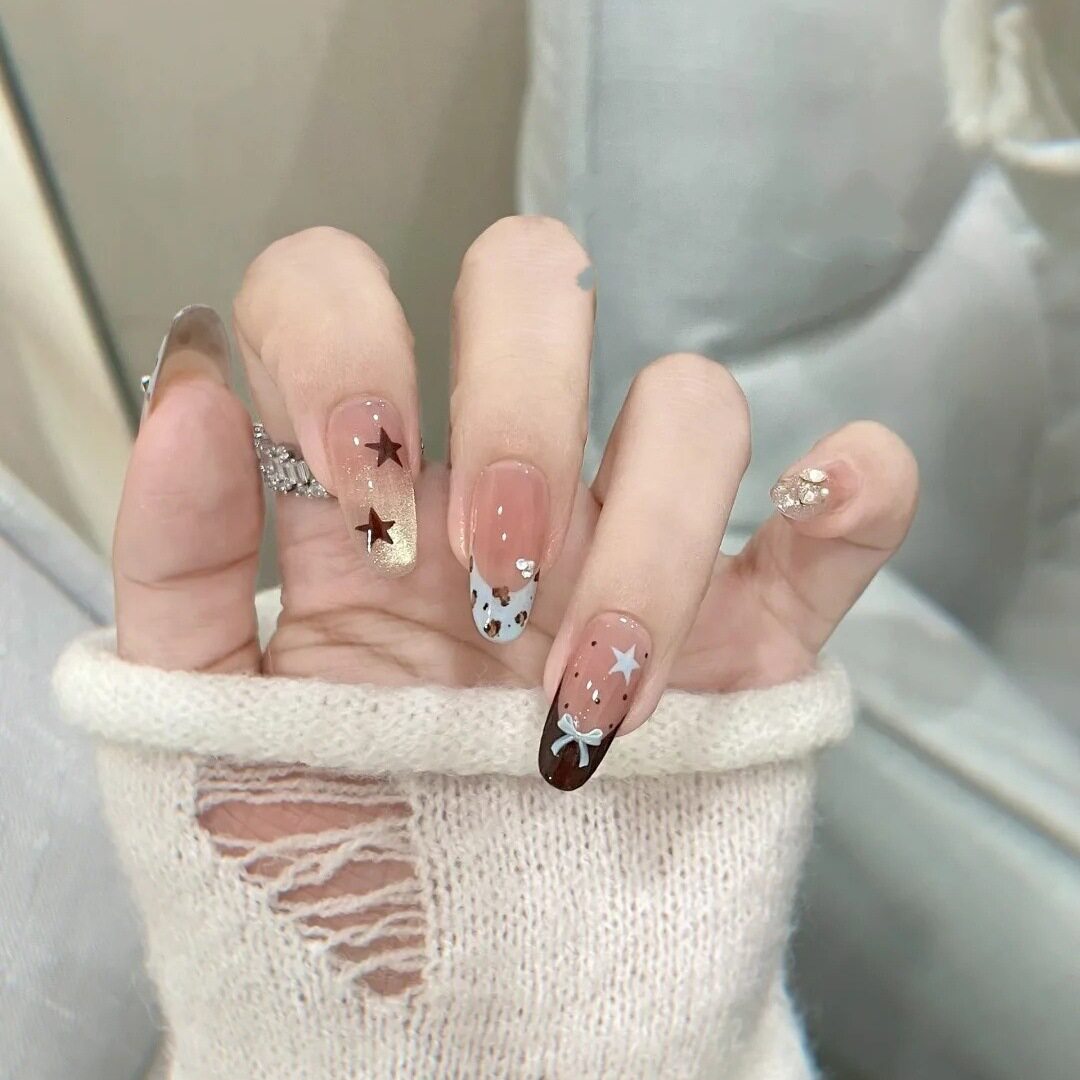 纯手工穿戴甲奶蓝豹纹星星手绘玻璃珠猫眼蝴蝶结甜美温柔显白美甲