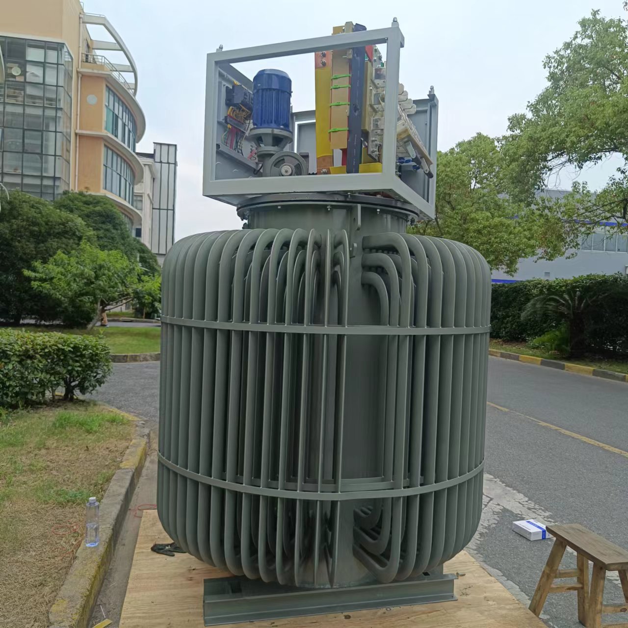 三相380v大功率稳压器 100/150/200Kw大功率三相稳压器