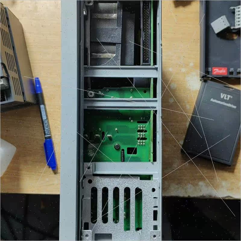 议价丹佛斯变频器FC302.  0.75KW底座  2.2KW底(议