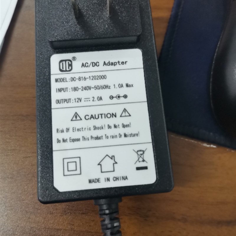 冲充电线18.5/22寸液晶显示器12V2.0A电源配接器DC-816-1202000