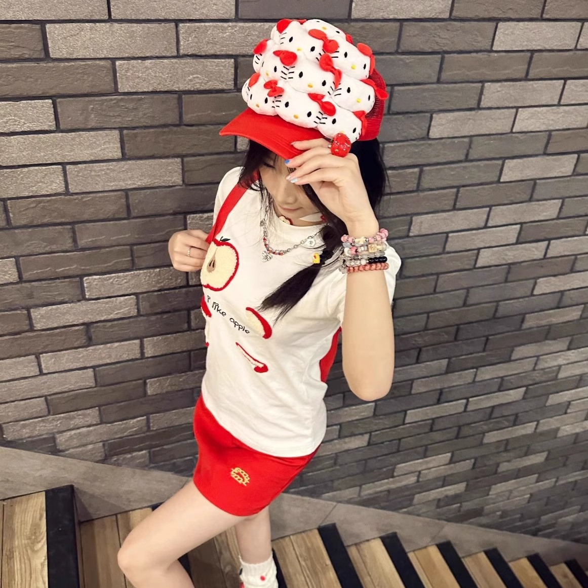 畔若月新款hellokitty帽子