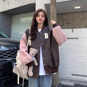 胖mm美式拼接棒球服女秋冬300斤大码宽松设计感pu皮衣夹克开衫ins
