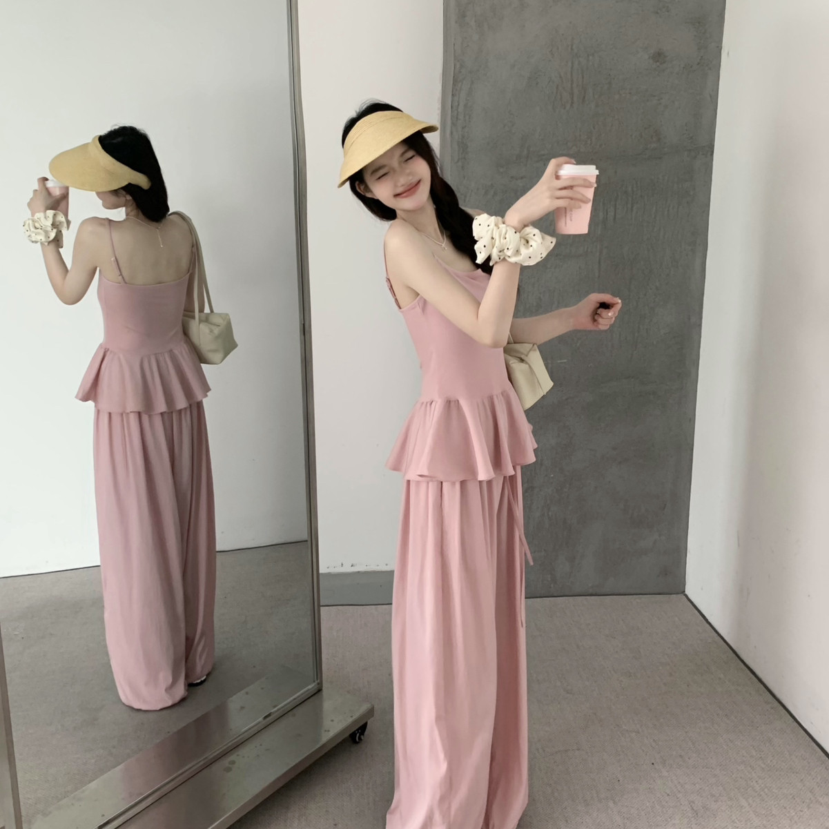 书热搜店铺主推小妹自留夏季新款收腰荷叶边上衣+阔腿裤两件套装