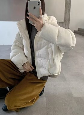 一念波浪连帽女短款冬季新款95白鸭绒宽松保暖羽绒服外套BSN8801
