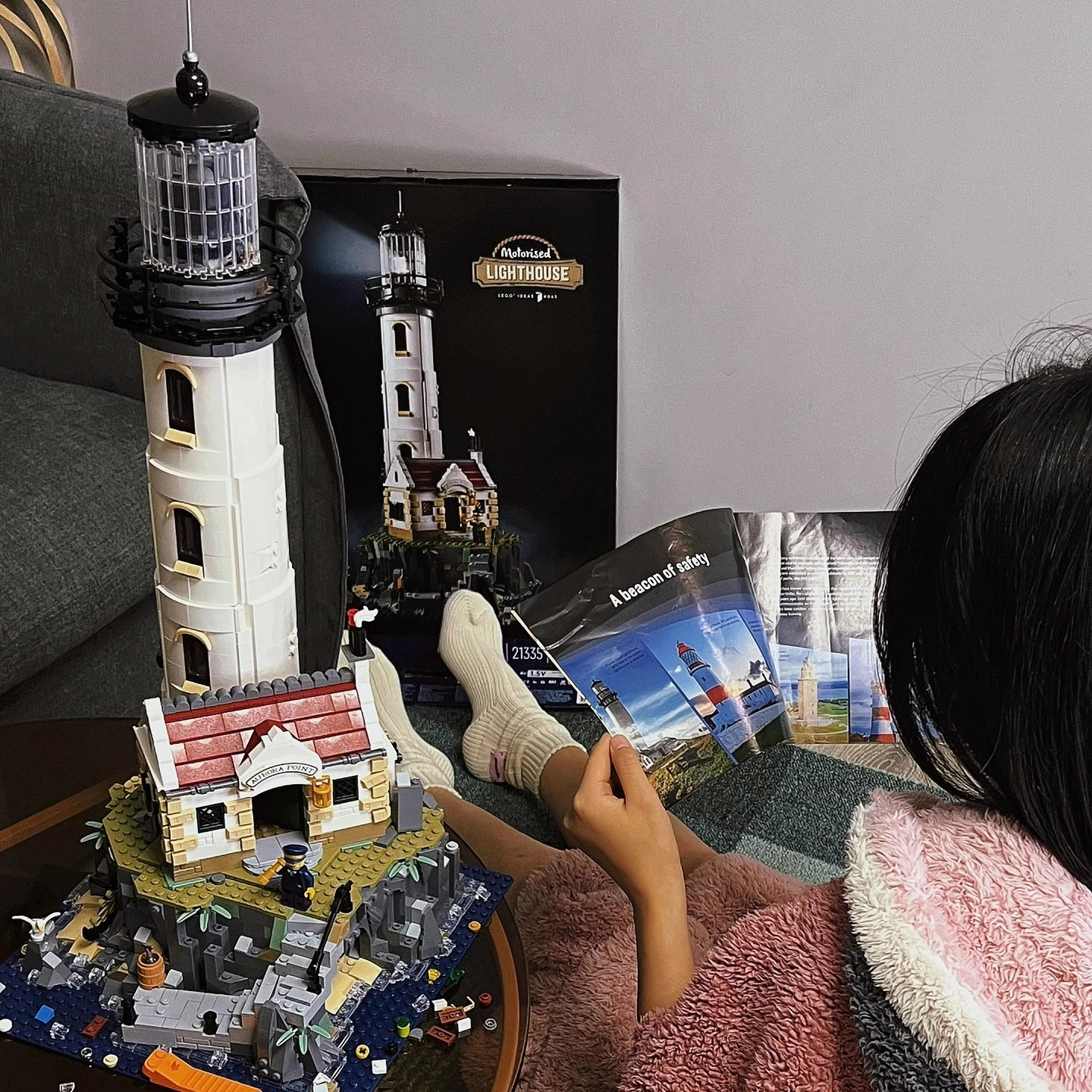 消失的她同款电动灯塔建筑积木男女孩高难度拼装益智玩具生日礼物