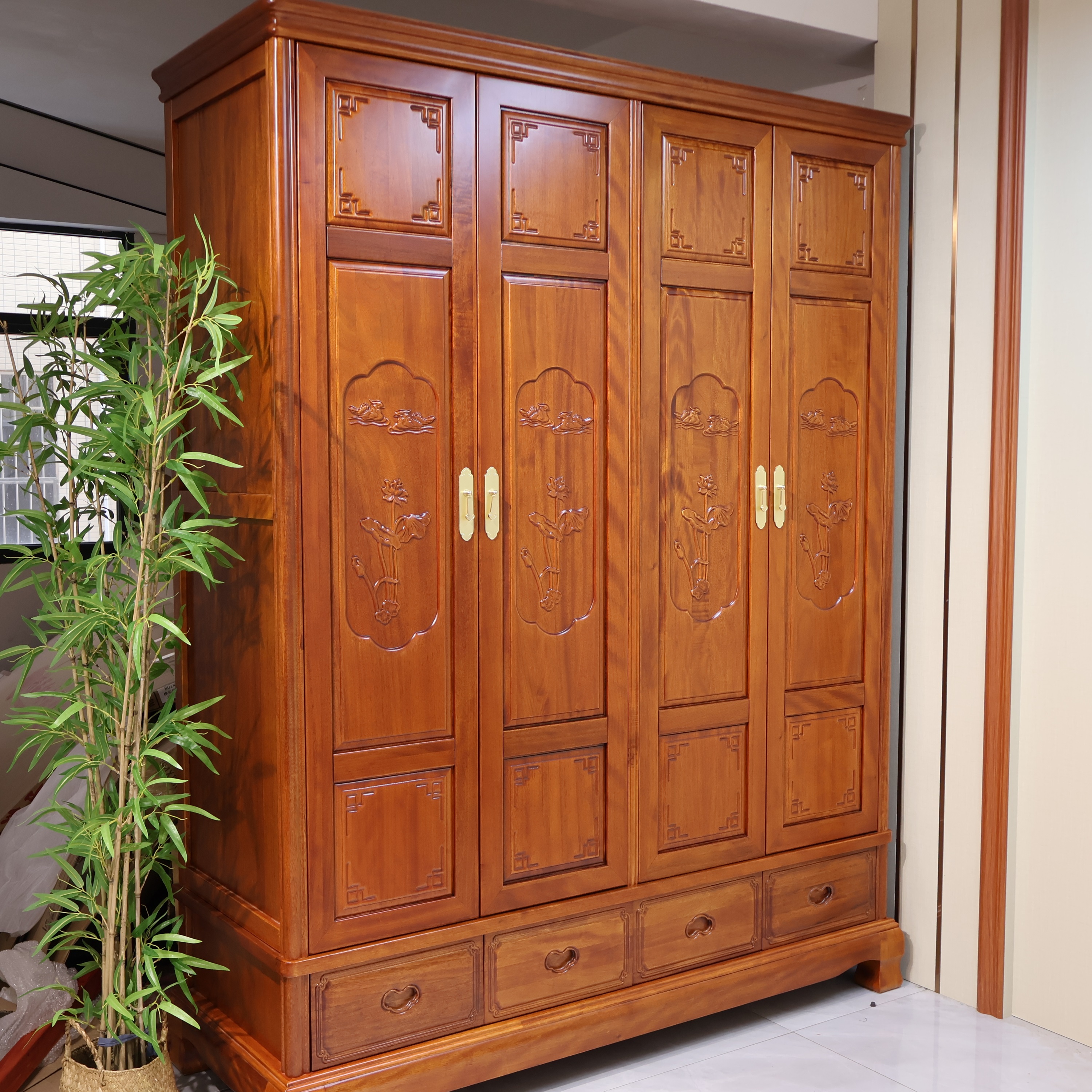全实木花梨木菠萝格木衣柜四门中式古典雕花卧室六门衣柜双开门