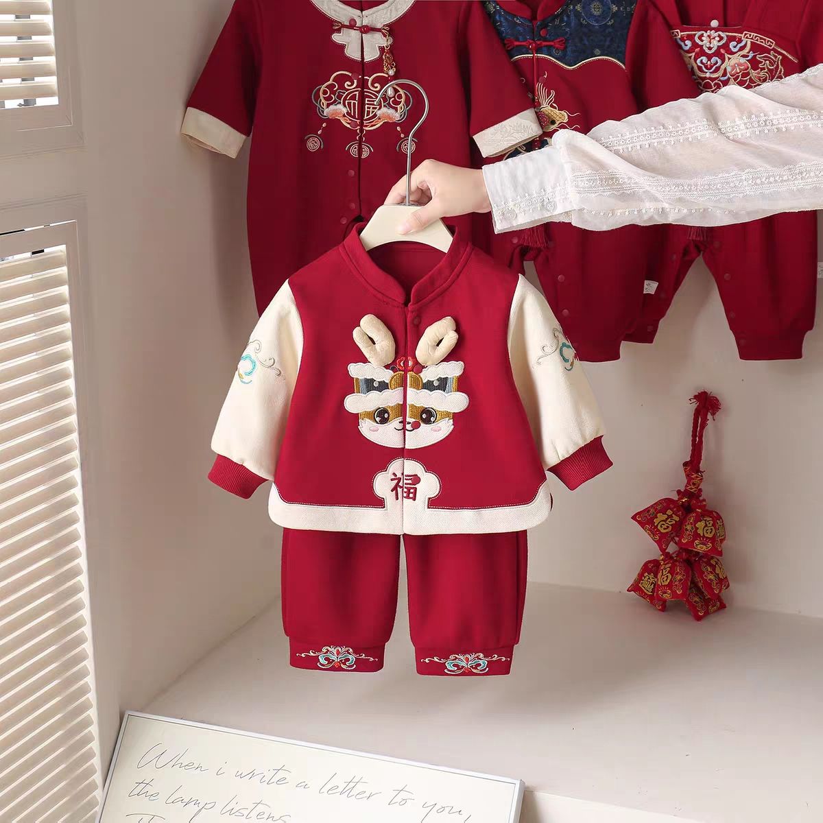 婴儿衣服春秋季分体套装