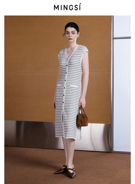 Mingsi早春新款经典黑白条纹针织连衣裙V领气质无袖法式MB1013110