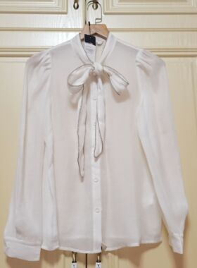 拉GG一线品牌蝴蝶结飘带衬衣白色净版衬衣带钻飘带衬衣