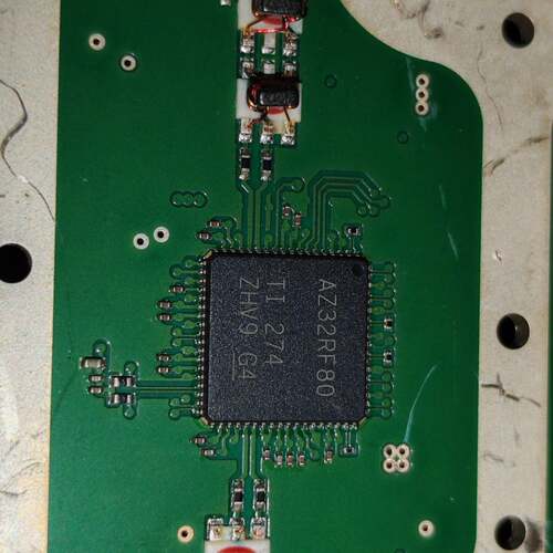 可维修ADC32RF80IRMPR 丝印 AZ32RF80 QFN议价