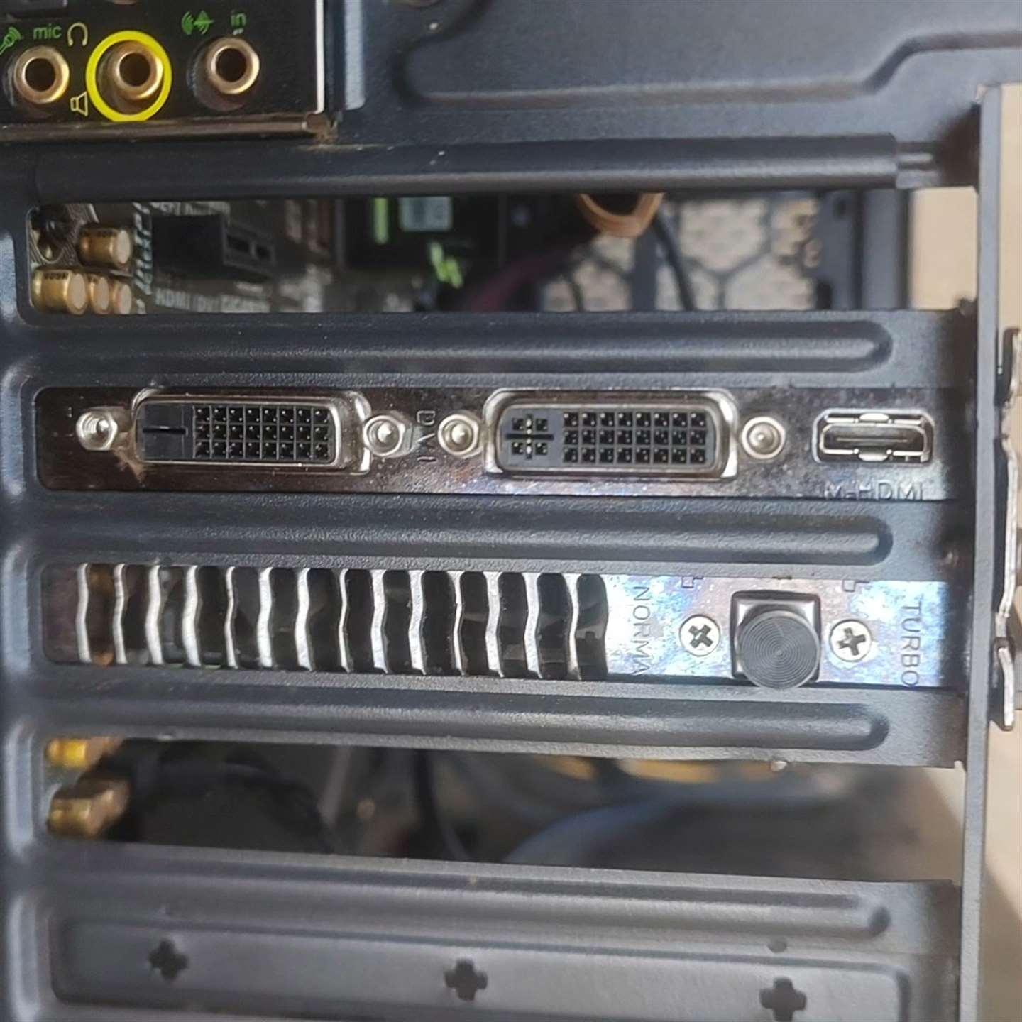 可维修七彩虹烈焰战神750ti2g显卡，成色议价